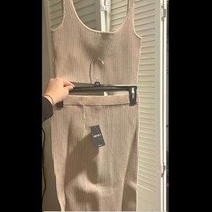 Sophisticated beige 2-piece - Forever 21 - medium